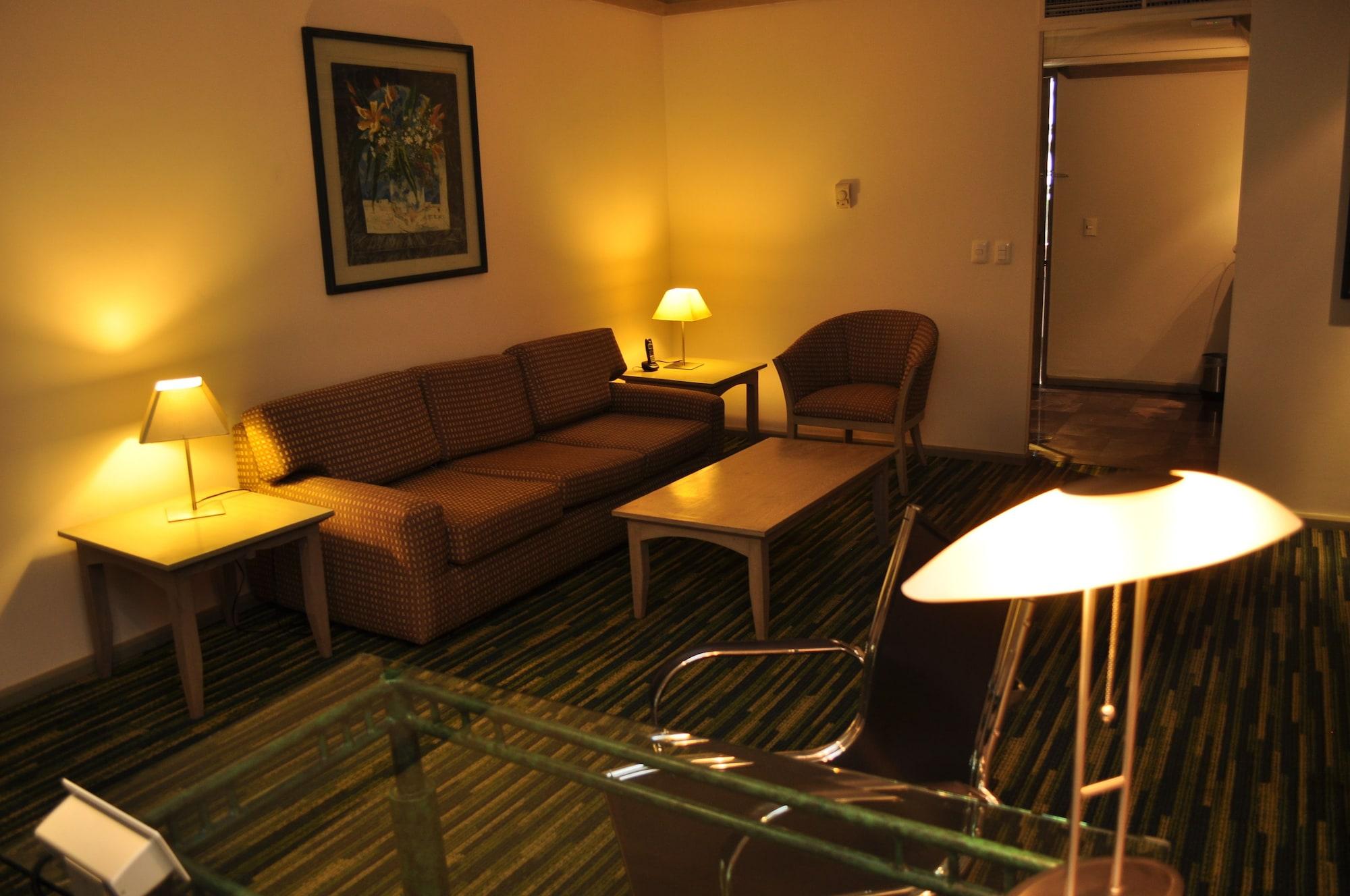Radisson Paraiso酒店