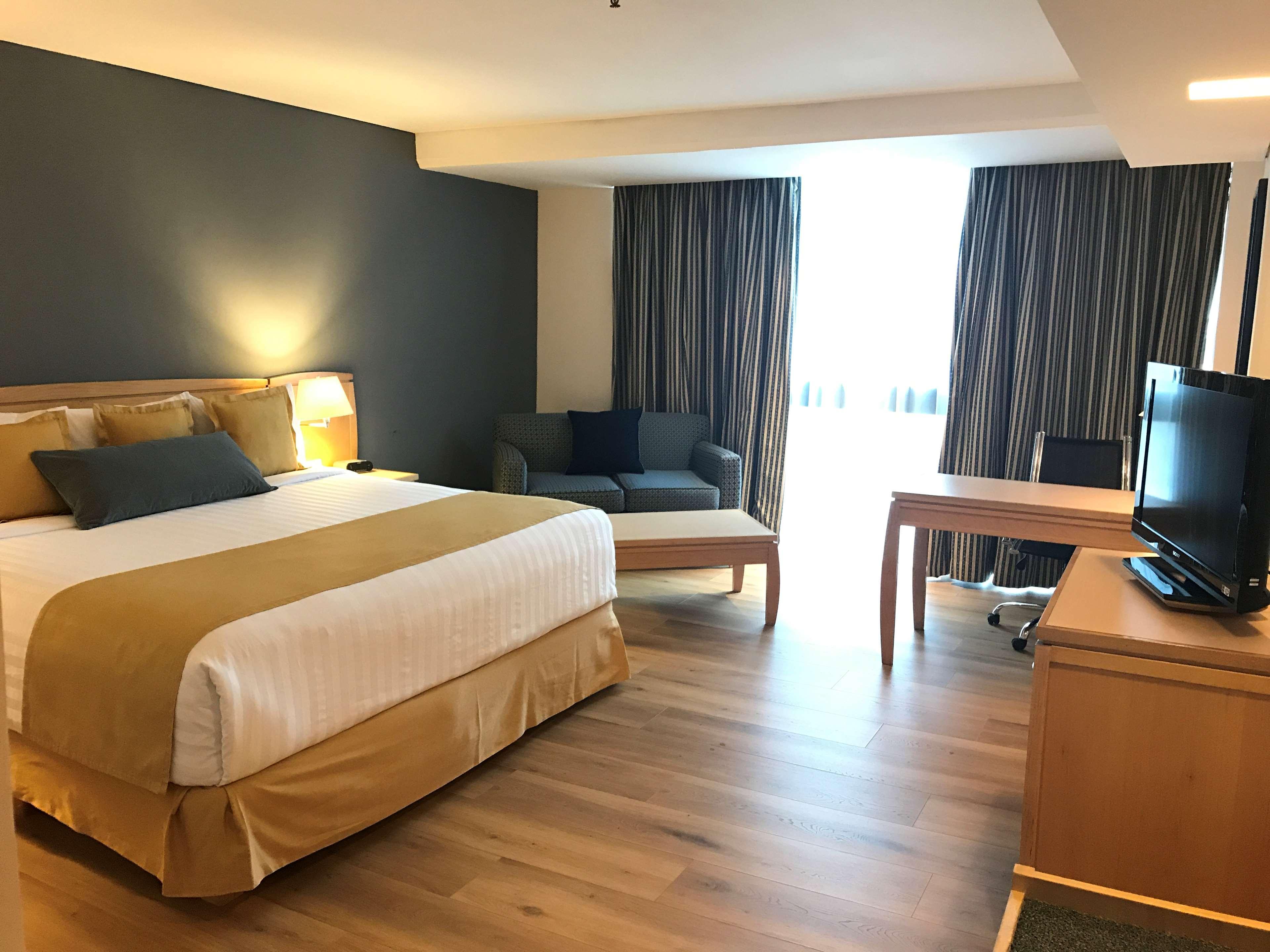 Radisson Paraiso 5酒店*