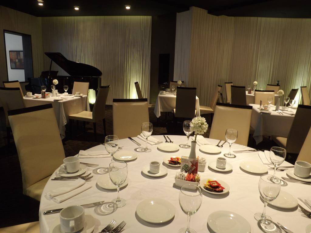 Radisson Paraiso 5酒店*
