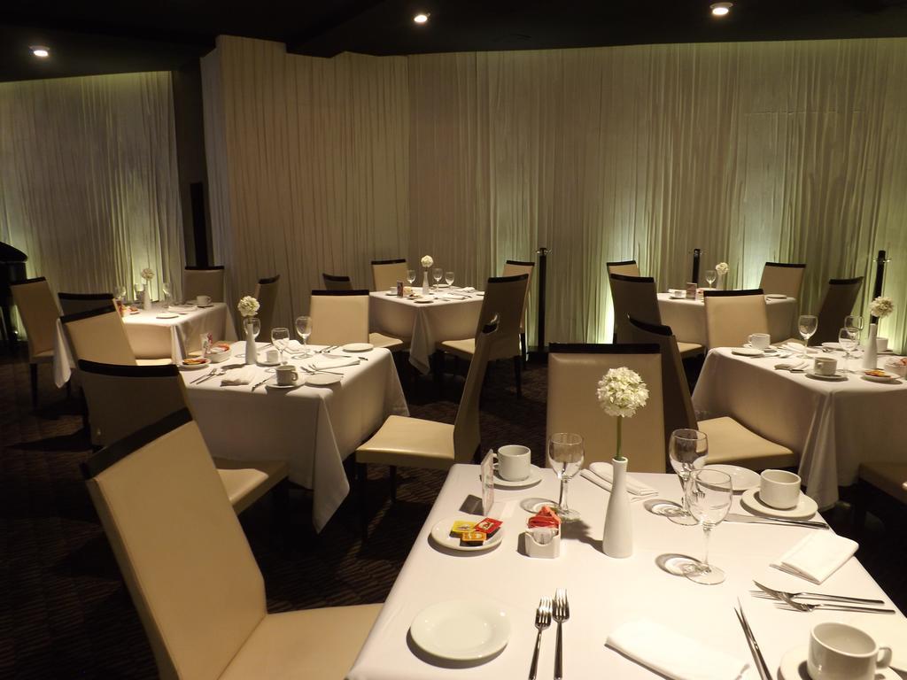 Radisson Paraiso酒店