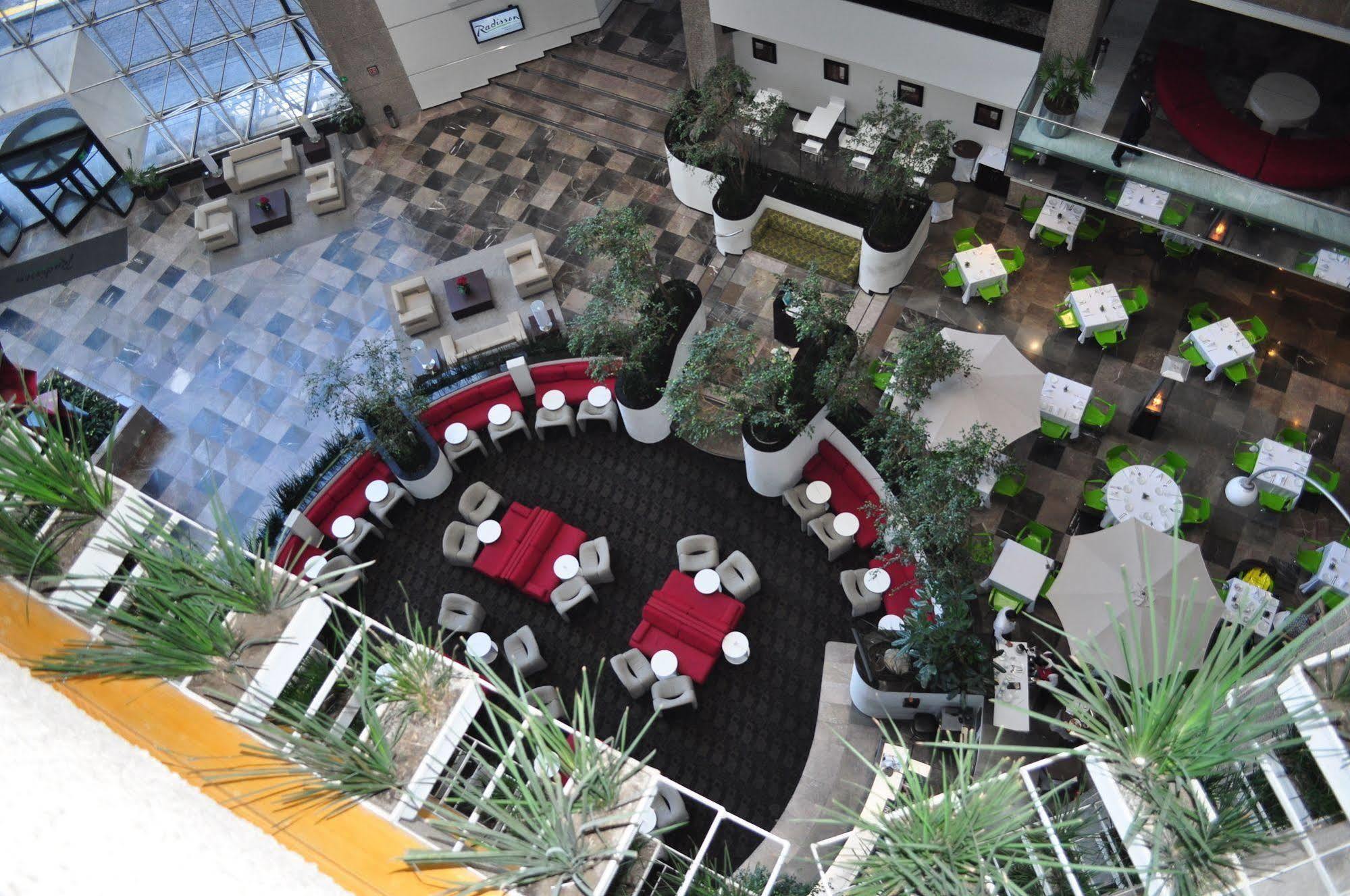 Radisson Paraiso酒店