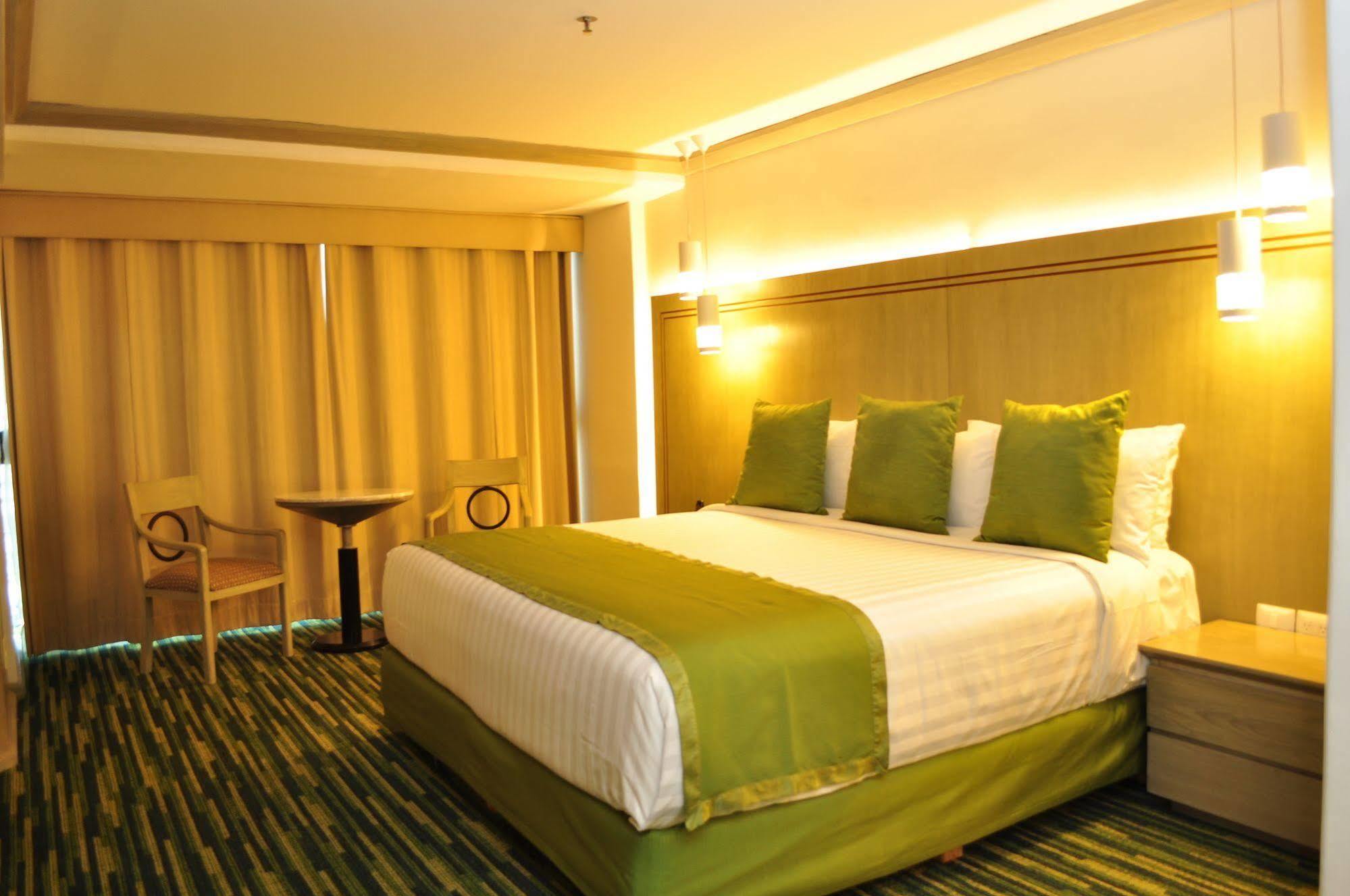 Radisson Paraiso酒店